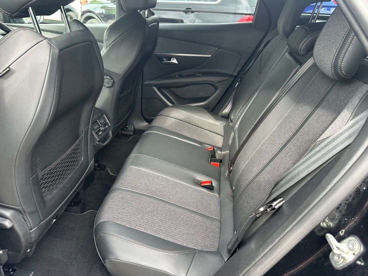 2020 PEUGEOT 3008 2020 PEUGEOT 3008