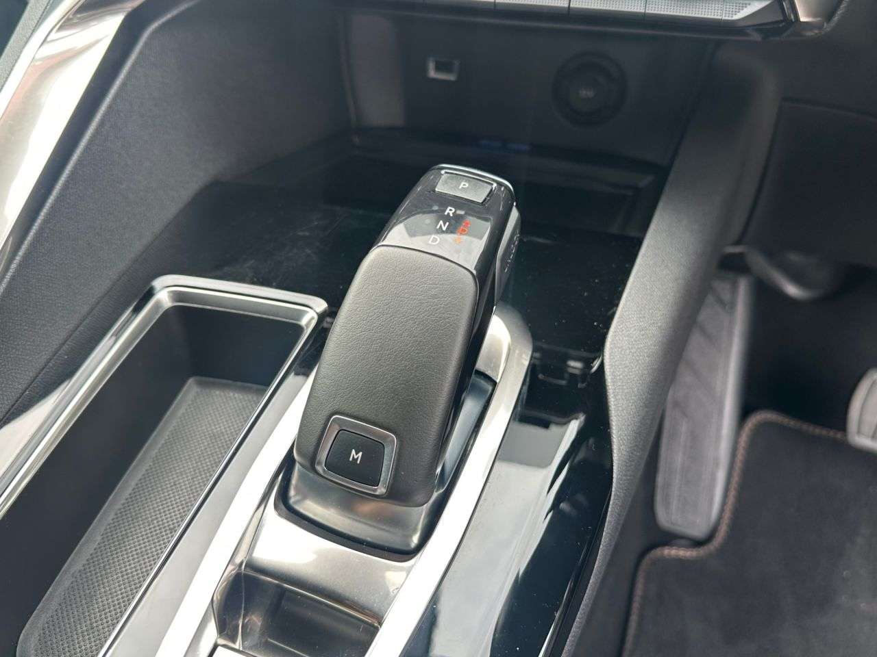 2020 PEUGEOT 3008 2020 PEUGEOT 3008