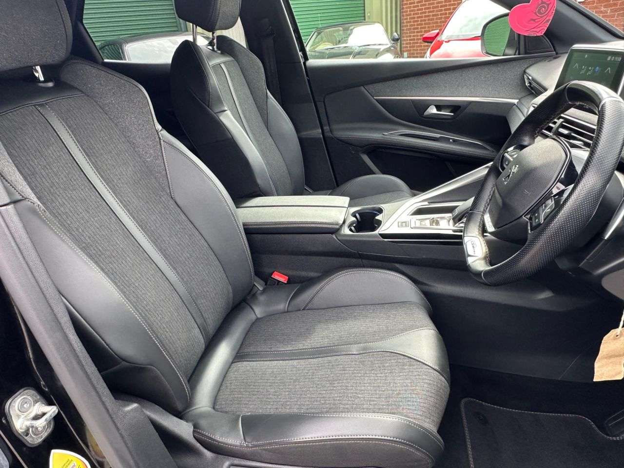 2020 PEUGEOT 3008 2020 PEUGEOT 3008