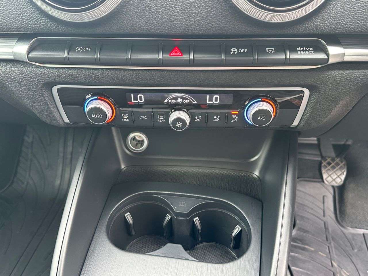 2017 AUDI A3 2017 AUDI A3