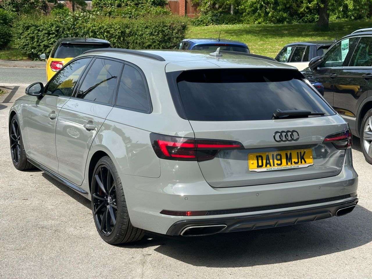 2019 AUDI A4 AVANT 2019 AUDI A4 AVANT