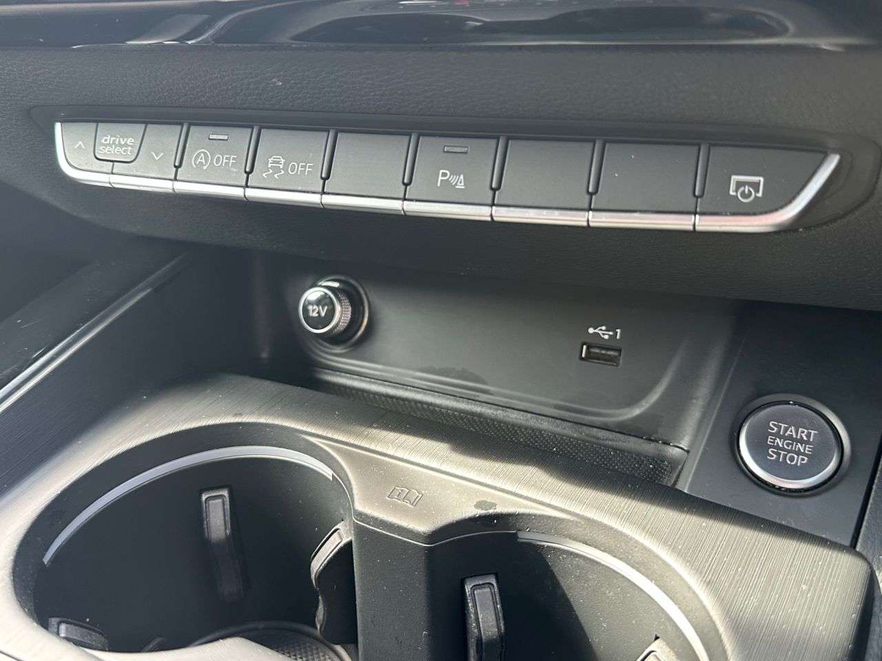 2019 AUDI A4 AVANT 2019 AUDI A4 AVANT
