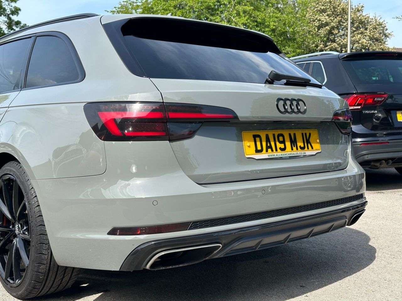 2019 AUDI A4 AVANT 2019 AUDI A4 AVANT