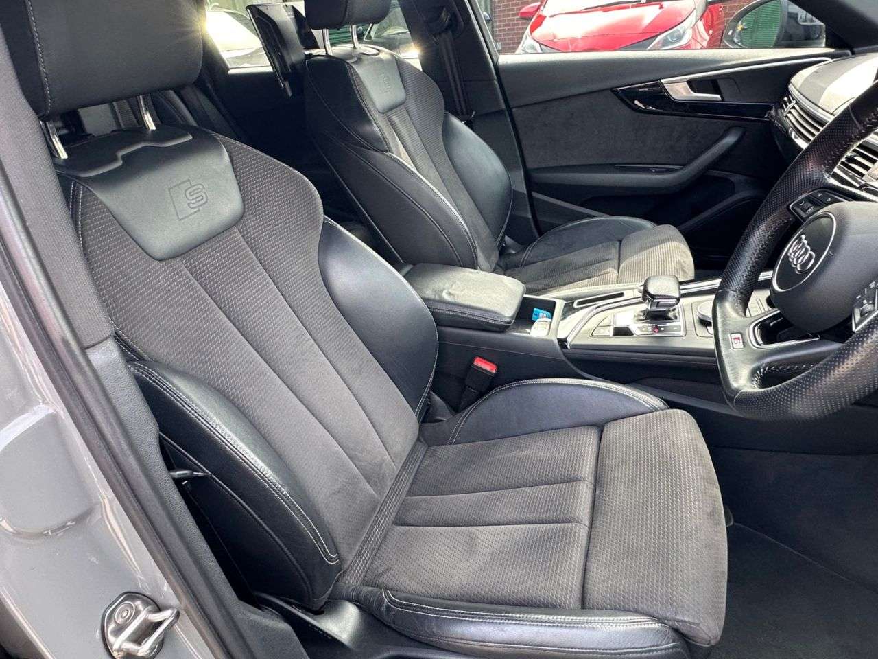 2019 AUDI A4 AVANT 2019 AUDI A4 AVANT
