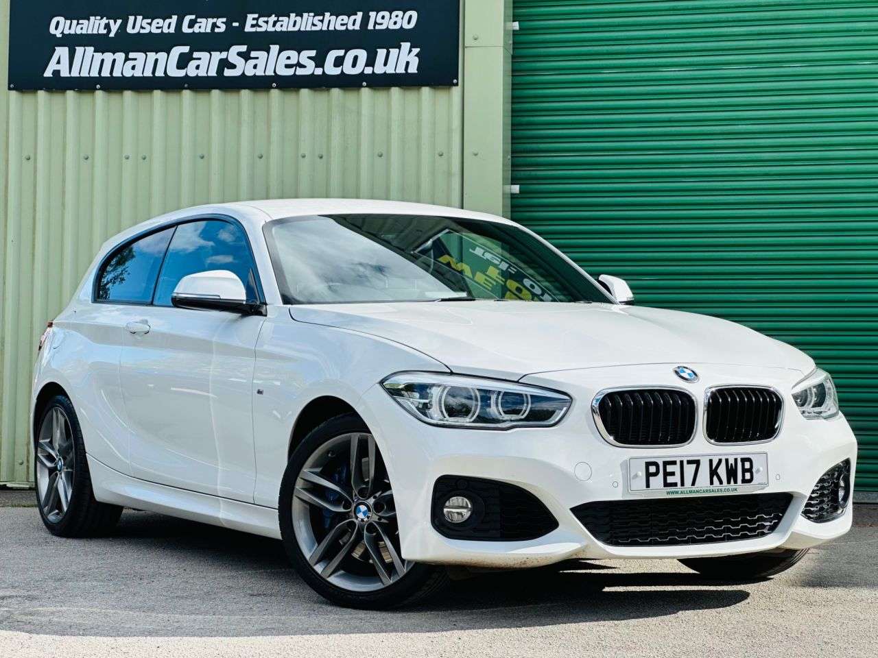 A 2017 BMW 1 SERIES 1.5 118i M Sport Hatchback 3dr Petrol Auto Euro 6 (s/s) (136 ps) SERVICE HI A 2017 BMW 1 SERIES 1.5 118i M Sport Hatchback 3dr Petrol Auto Euro 6 (s/s) (136 ps) SERVICE HI