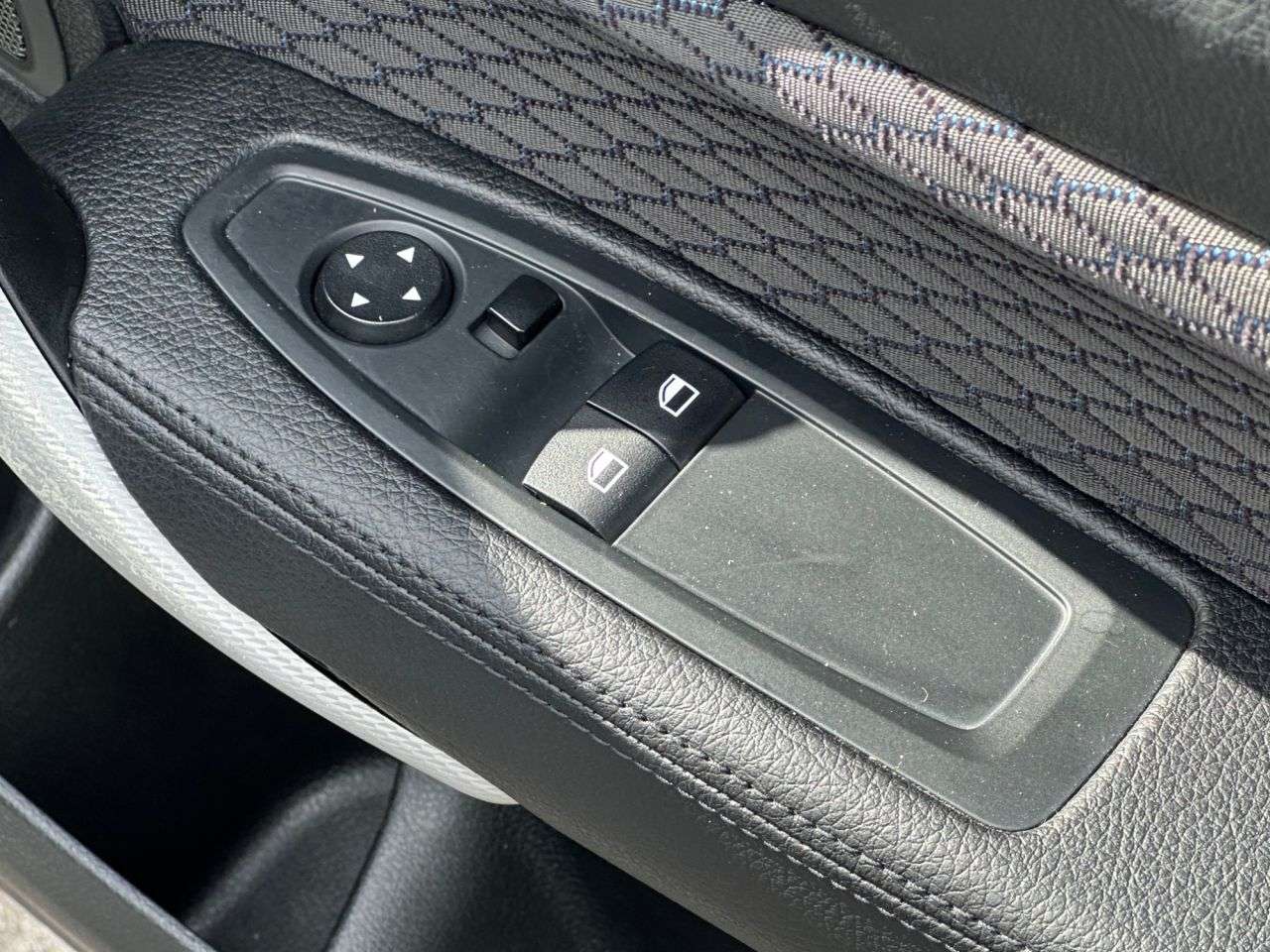 2017 BMW 1 SERIES 2017 BMW 1 SERIES