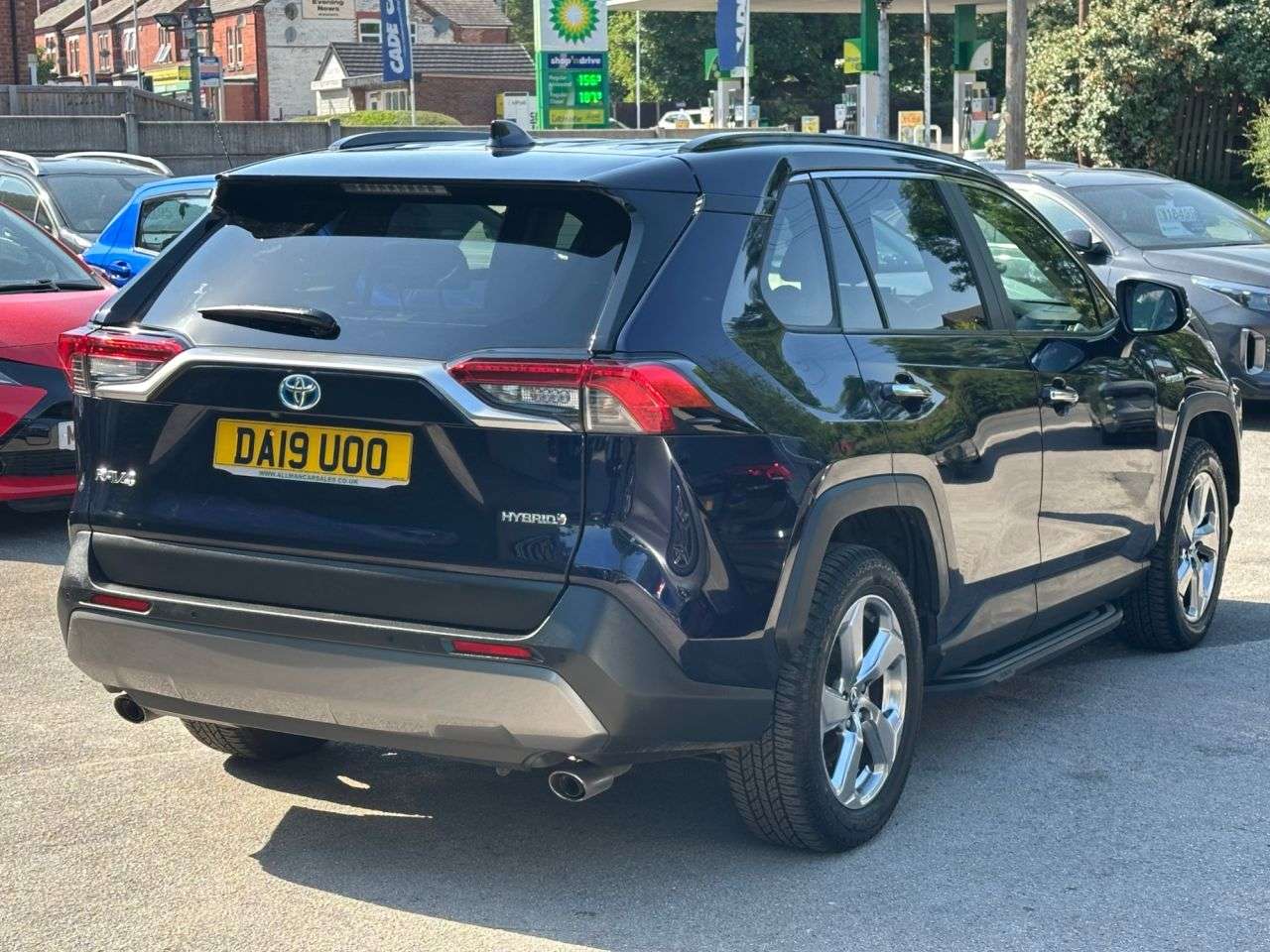 A 2019 TOYOTA RAV4 2.5 VVT-h Excel SUV 5dr Petrol Hybrid CVT 4WD Euro 6 (s/s) (222 ps) FULL TO A 2019 TOYOTA RAV4 2.5 VVT-h Excel SUV 5dr Petrol Hybrid CVT 4WD Euro 6 (s/s) (222 ps) FULL TO