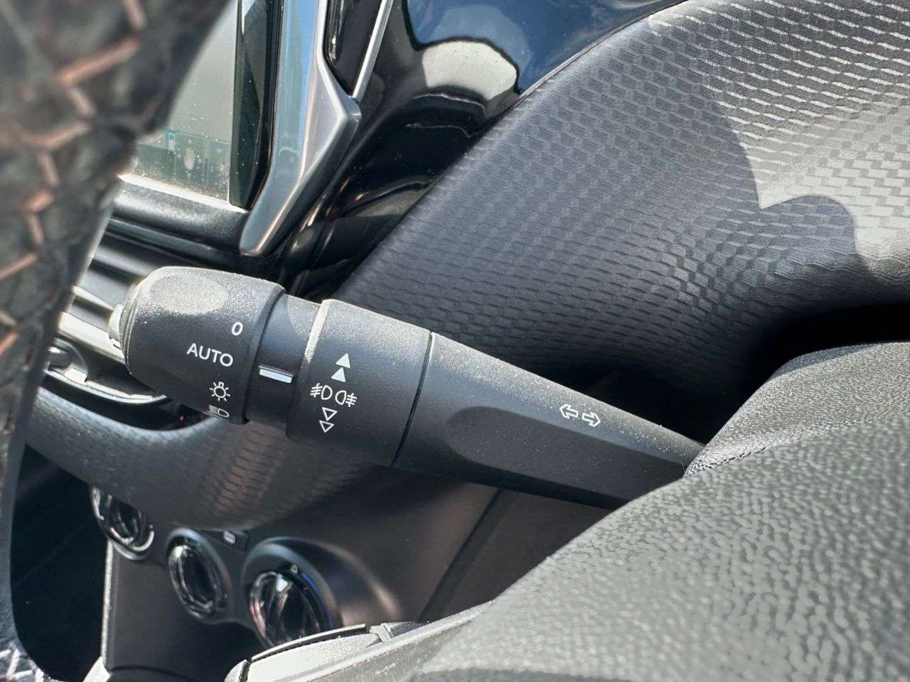 2016 PEUGEOT 208 2016 PEUGEOT 208