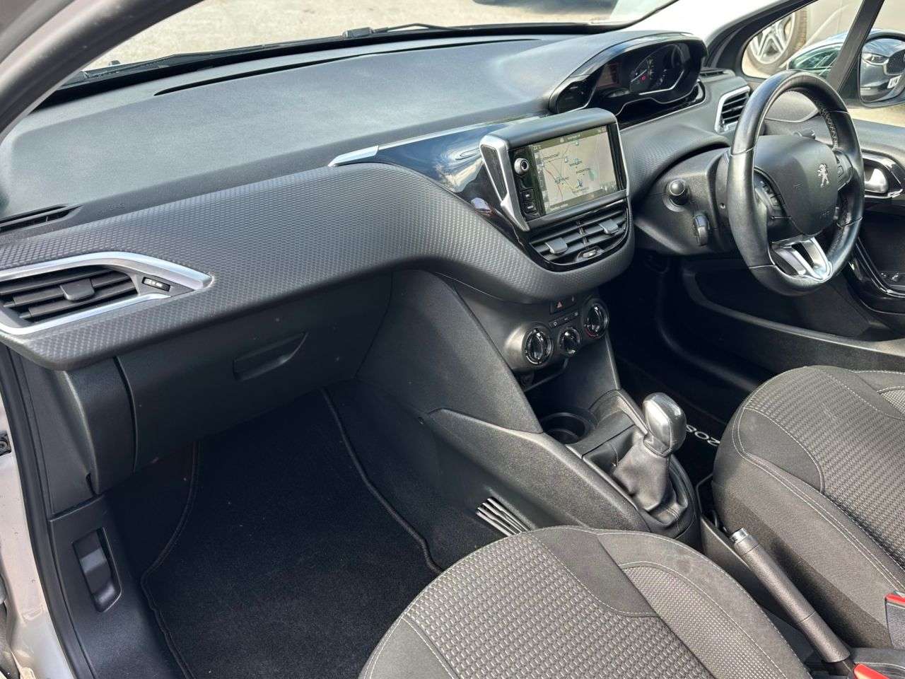 2016 PEUGEOT 208 2016 PEUGEOT 208