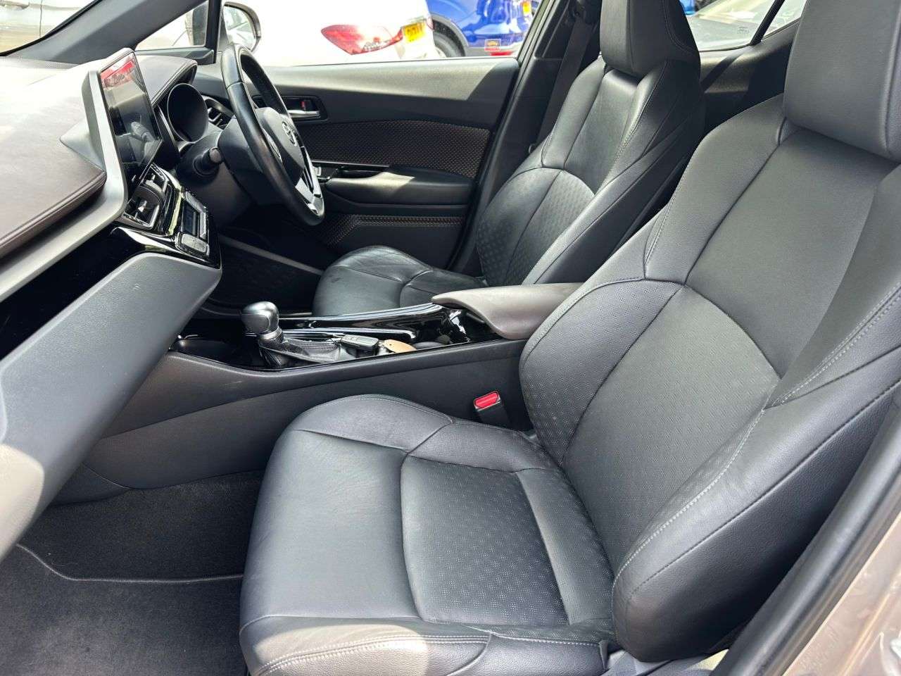 2018 TOYOTA C-HR 2018 TOYOTA C-HR