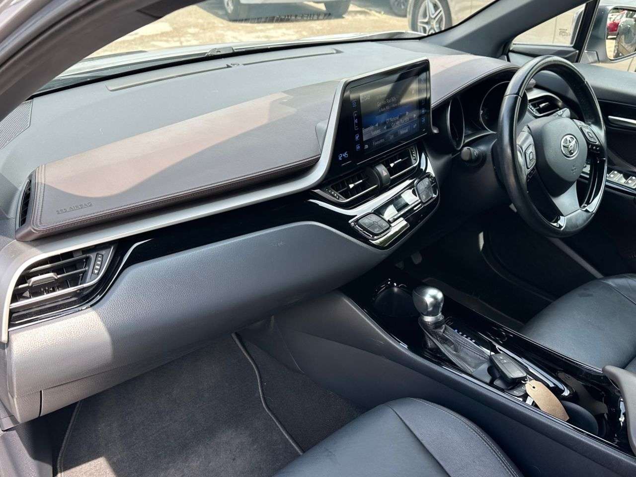 2018 TOYOTA C-HR 2018 TOYOTA C-HR