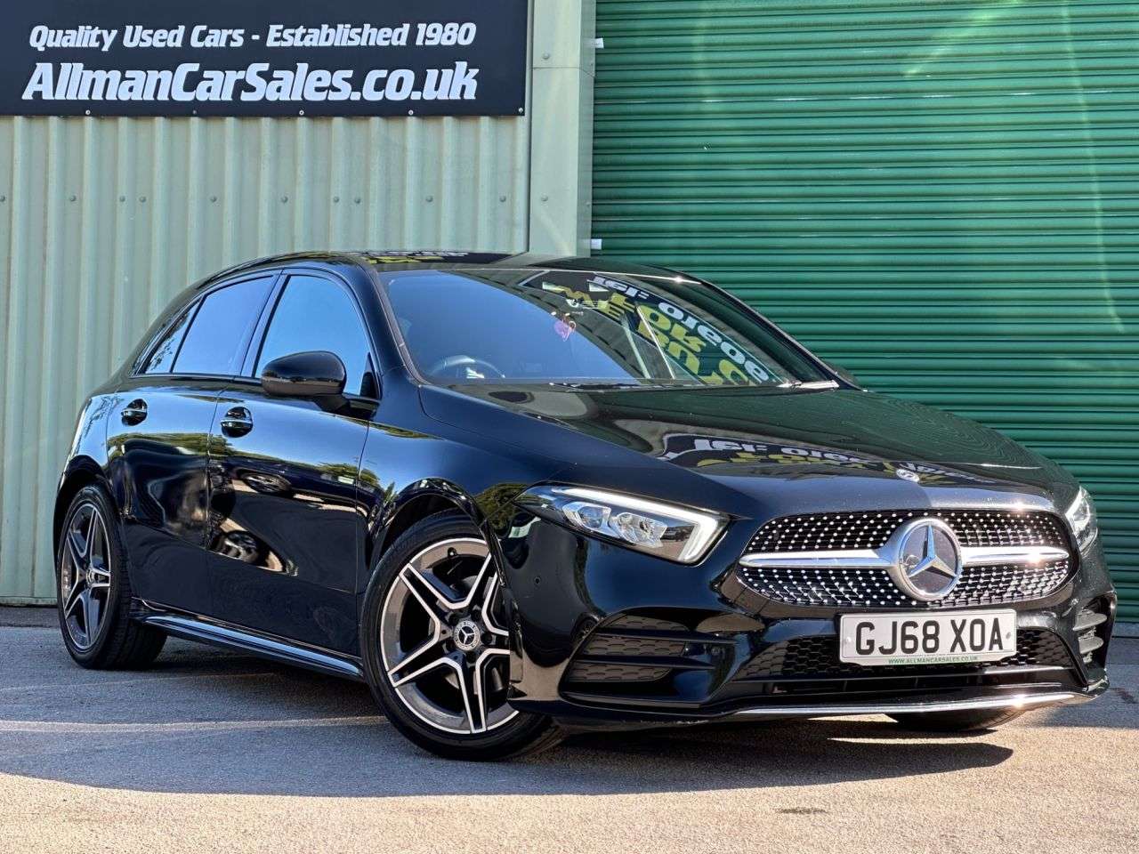 A 2018 MERCEDES-BENZ A-CLASS 1.3 A200 AMG Line (Premium) Hatchback 5dr Petrol 7G-DCT Euro 6 (s/s) (163 p A 2018 MERCEDES-BENZ A-CLASS 1.3 A200 AMG Line (Premium) Hatchback 5dr Petrol 7G-DCT Euro 6 (s/s) (163 p