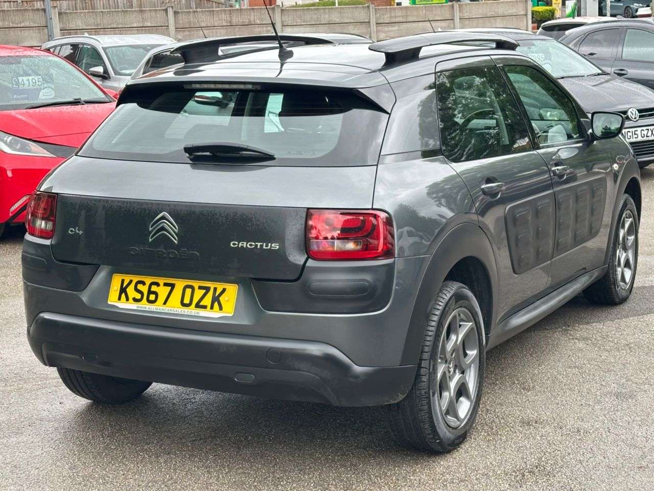 A 2017 CITROEN C4 CACTUS 1.6 BlueHDi Feel Hatchback 5dr Diesel Manual Euro 6 (100 ps) A 2017 CITROEN C4 CACTUS 1.6 BlueHDi Feel Hatchback 5dr Diesel Manual Euro 6 (100 ps)