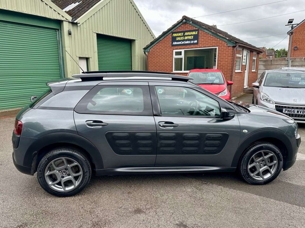 2017 CITROEN C4 CACTUS 2017 CITROEN C4 CACTUS