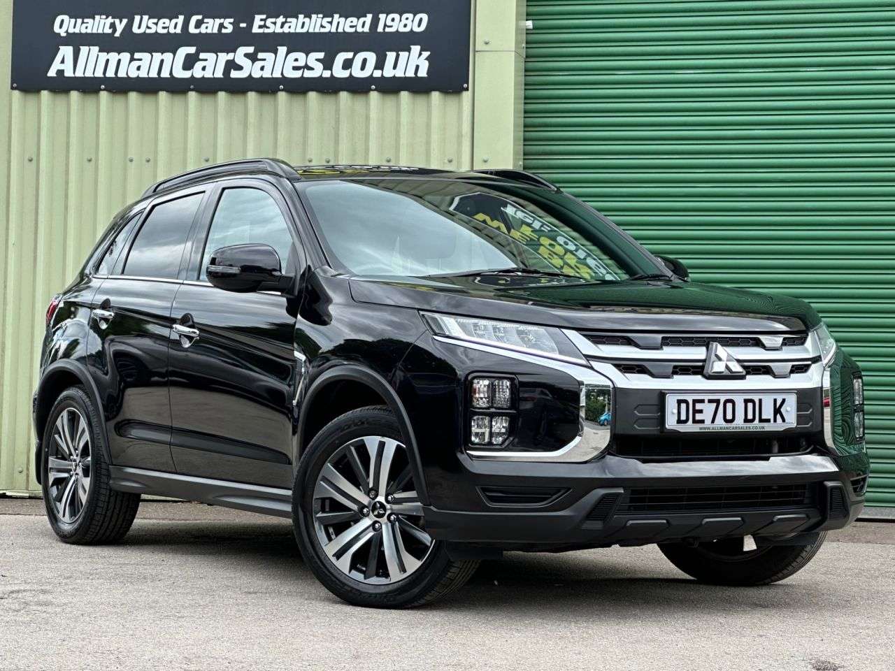 A 2020 MITSUBISHI ASX 2.0 MIVEC Exceed SUV 5dr Petrol CVT 4WD Euro 6 (s/s) (150 ps) A 2020 MITSUBISHI ASX 2.0 MIVEC Exceed SUV 5dr Petrol CVT 4WD Euro 6 (s/s) (150 ps)