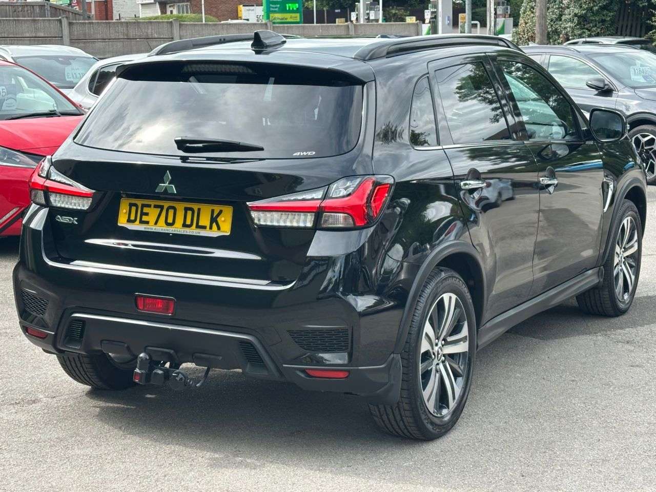 A 2020 MITSUBISHI ASX 2.0 MIVEC Exceed SUV 5dr Petrol CVT 4WD Euro 6 (s/s) (150 ps) A 2020 MITSUBISHI ASX 2.0 MIVEC Exceed SUV 5dr Petrol CVT 4WD Euro 6 (s/s) (150 ps)