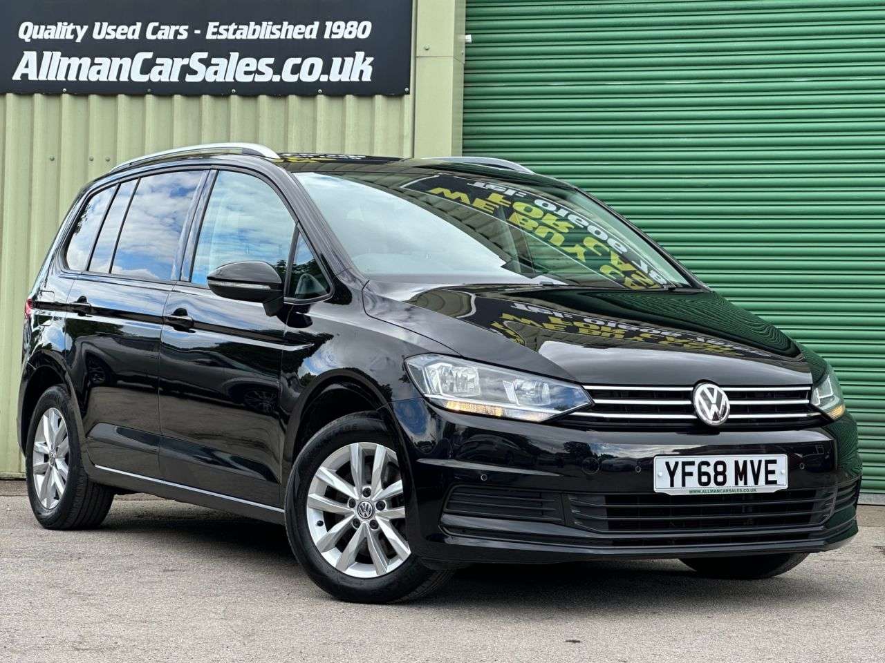 A 2018 VOLKSWAGEN TOURAN 1.6 TDI SE Family MPV 5dr Diesel Manual Euro 6 (s/s) (115 ps) A 2018 VOLKSWAGEN TOURAN 1.6 TDI SE Family MPV 5dr Diesel Manual Euro 6 (s/s) (115 ps)
