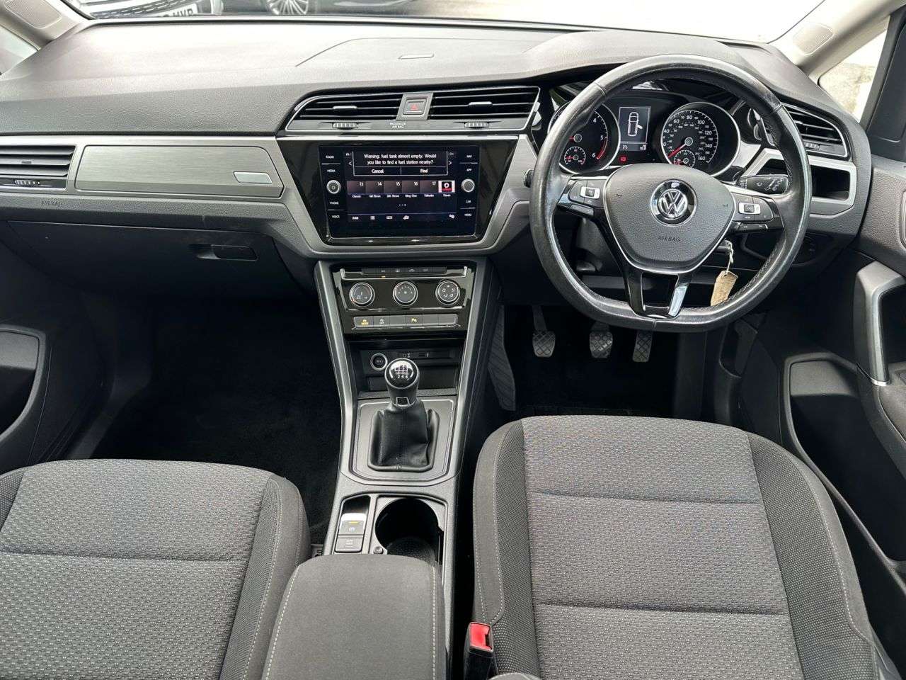 A 2018 VOLKSWAGEN TOURAN 1.6 TDI SE Family MPV 5dr Diesel Manual Euro 6 (s/s) (115 ps) A 2018 VOLKSWAGEN TOURAN 1.6 TDI SE Family MPV 5dr Diesel Manual Euro 6 (s/s) (115 ps)