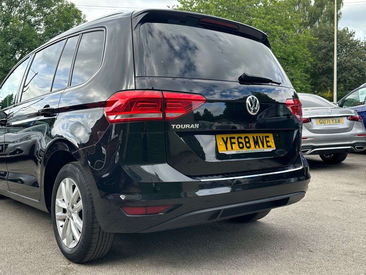 2018 VOLKSWAGEN TOURAN 2018 VOLKSWAGEN TOURAN