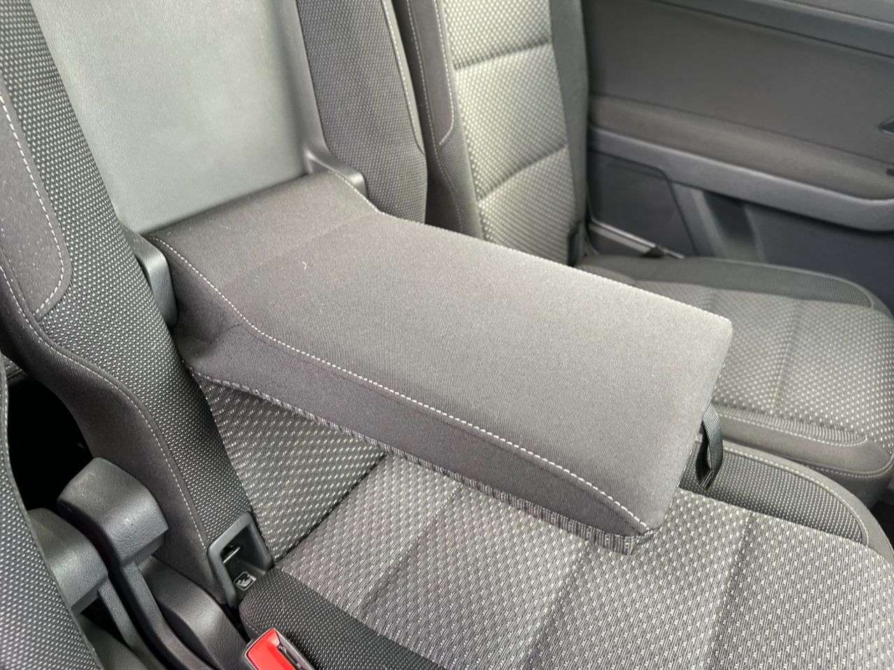2018 VOLKSWAGEN TOURAN 2018 VOLKSWAGEN TOURAN