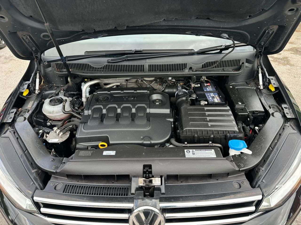 2018 VOLKSWAGEN TOURAN 2018 VOLKSWAGEN TOURAN