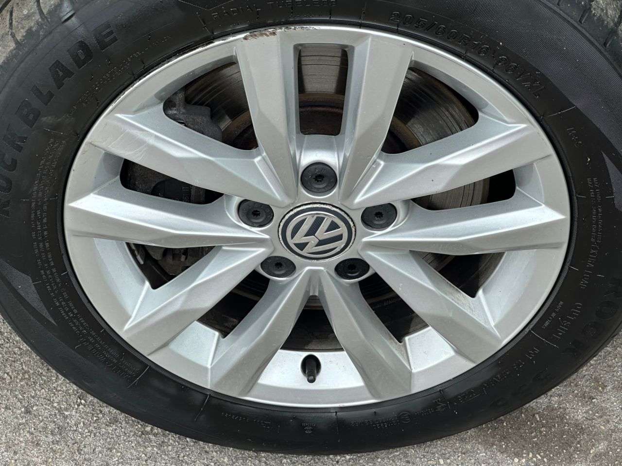 2018 VOLKSWAGEN TOURAN 2018 VOLKSWAGEN TOURAN