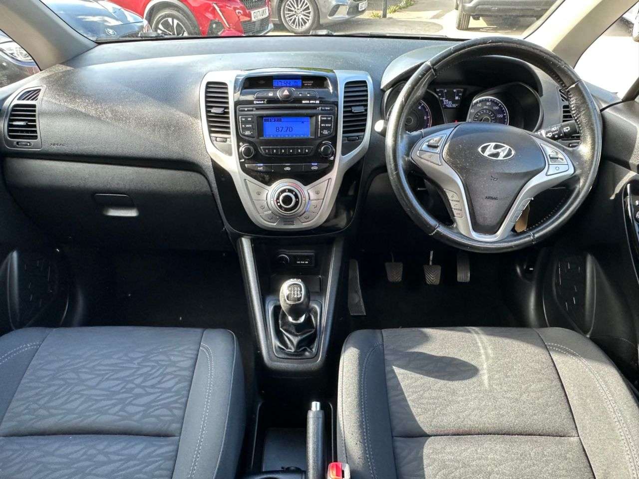 A 2011 HYUNDAI IX20 1.4 CRDi Style Hatchback 5dr Diesel Manual Euro 5 (s/s) (89 bhp) A 2011 HYUNDAI IX20 1.4 CRDi Style Hatchback 5dr Diesel Manual Euro 5 (s/s) (89 bhp)