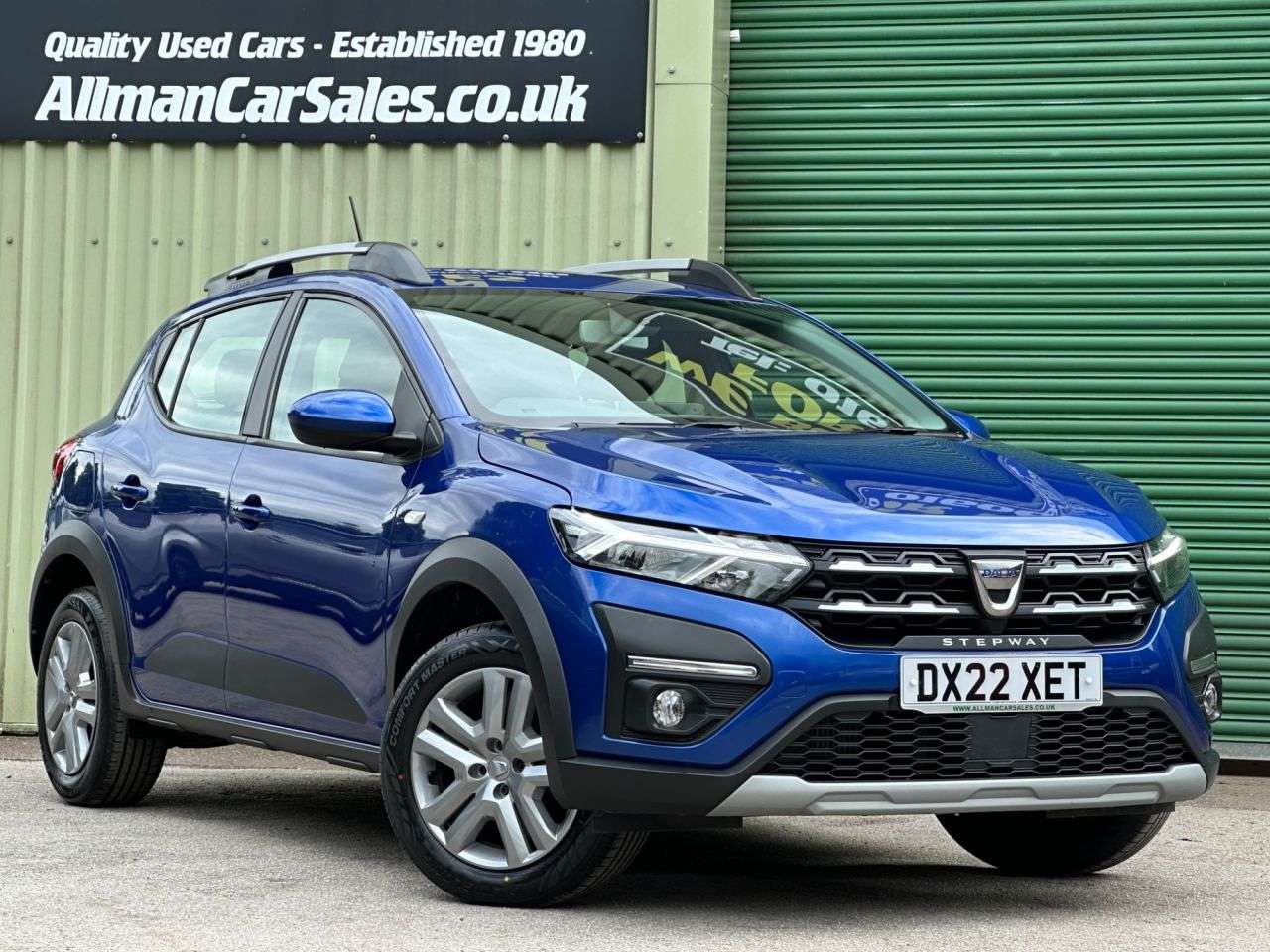 A 2022 DACIA SANDERO STEPWAY 1.0 TCe Comfort Hatchback 5dr Petrol Manual Euro 6 (s/s) (90 ps) A 2022 DACIA SANDERO STEPWAY 1.0 TCe Comfort Hatchback 5dr Petrol Manual Euro 6 (s/s) (90 ps)