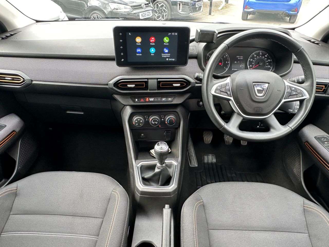 A 2022 DACIA SANDERO STEPWAY 1.0 TCe Comfort Hatchback 5dr Petrol Manual Euro 6 (s/s) (90 ps) A 2022 DACIA SANDERO STEPWAY 1.0 TCe Comfort Hatchback 5dr Petrol Manual Euro 6 (s/s) (90 ps)