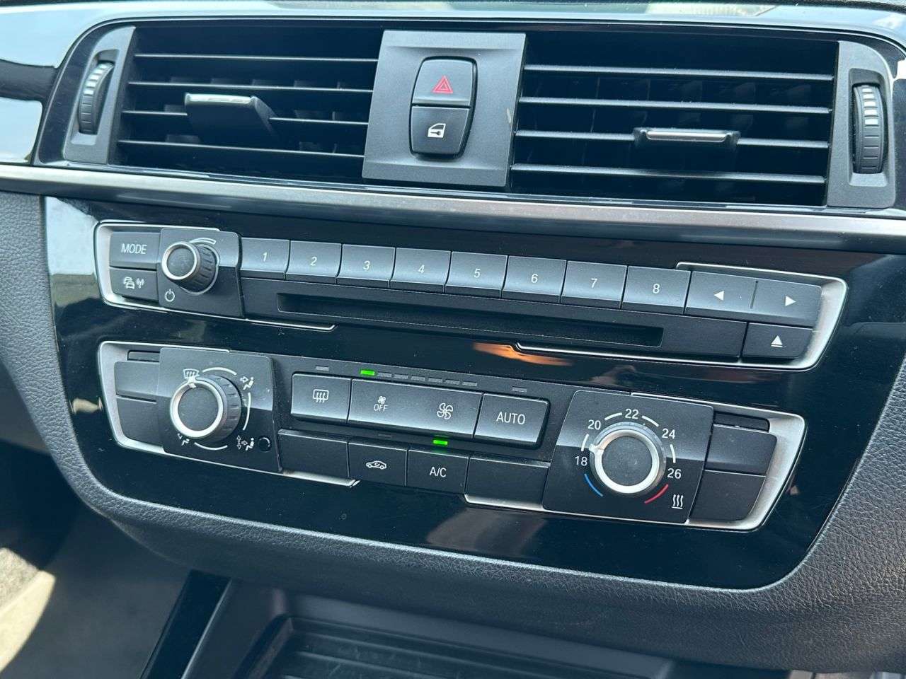 2019 BMW 1 SERIES 2019 BMW 1 SERIES