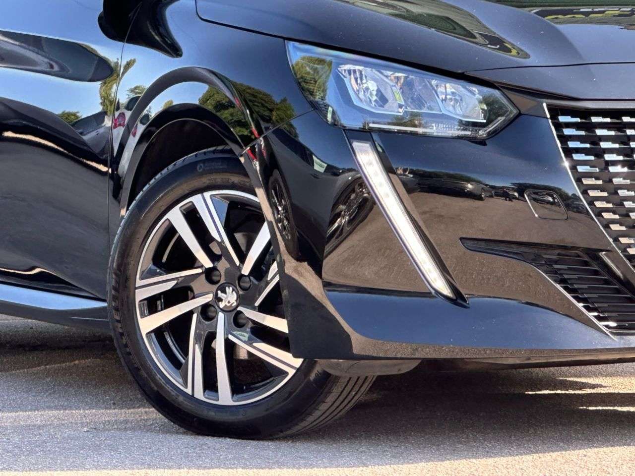 2023 PEUGEOT 208 2023 PEUGEOT 208