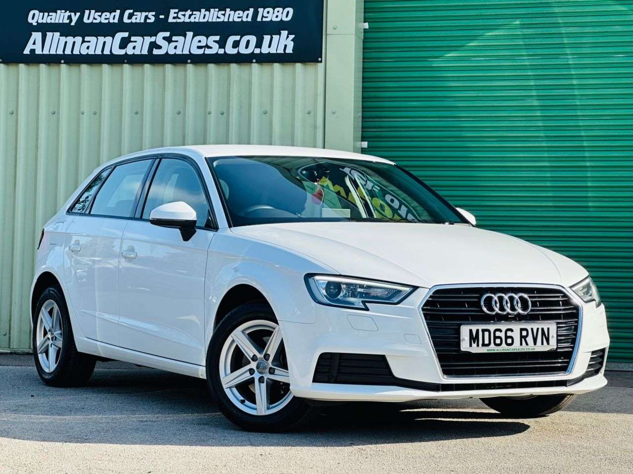 A 2017 AUDI A3 1.0 TFSI SE Sportback 5dr Petrol Manual Euro 6 (s/s) (116 ps) A 2017 AUDI A3 1.0 TFSI SE Sportback 5dr Petrol Manual Euro 6 (s/s) (116 ps)