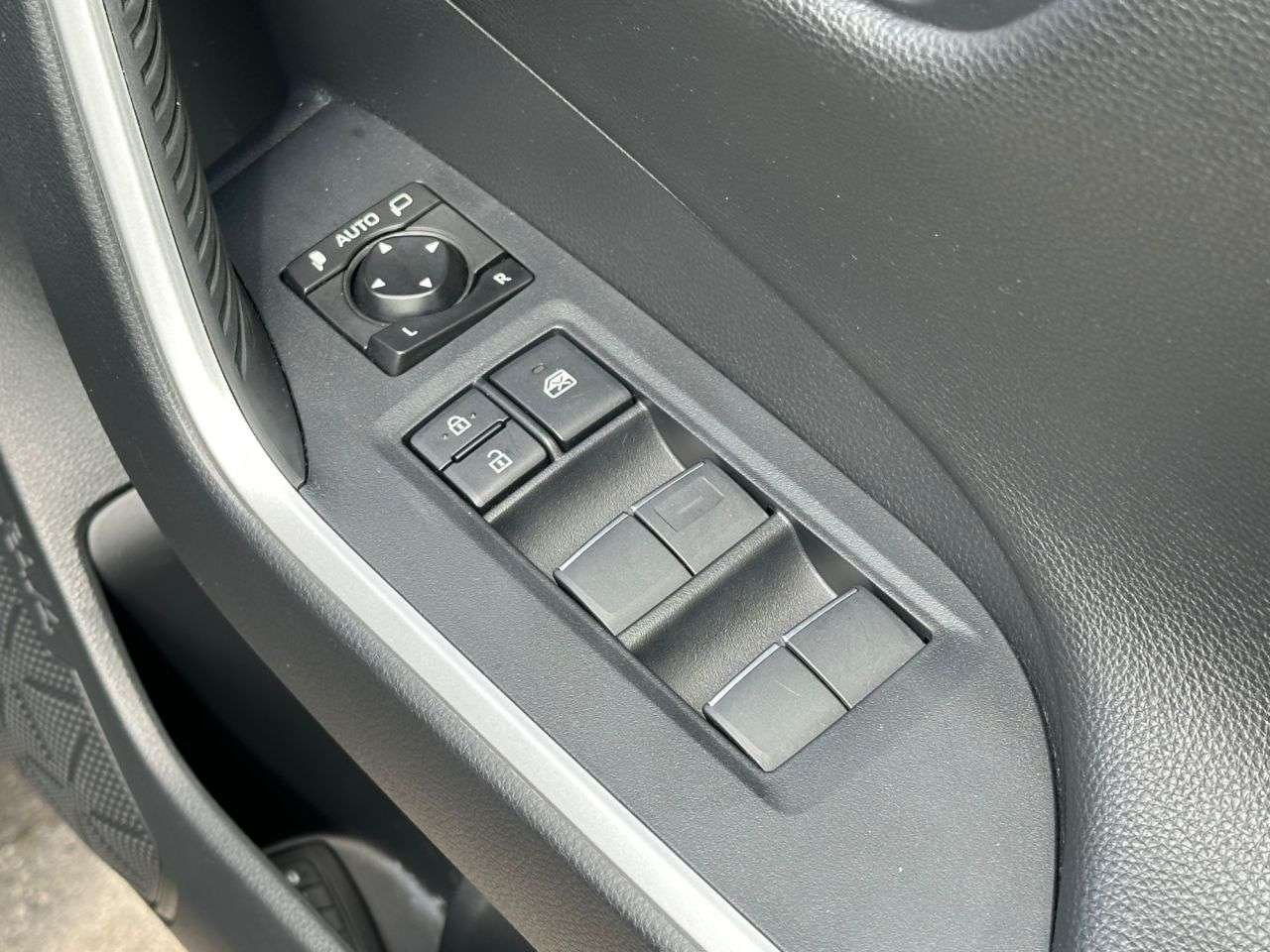 2020 TOYOTA RAV4 2020 TOYOTA RAV4