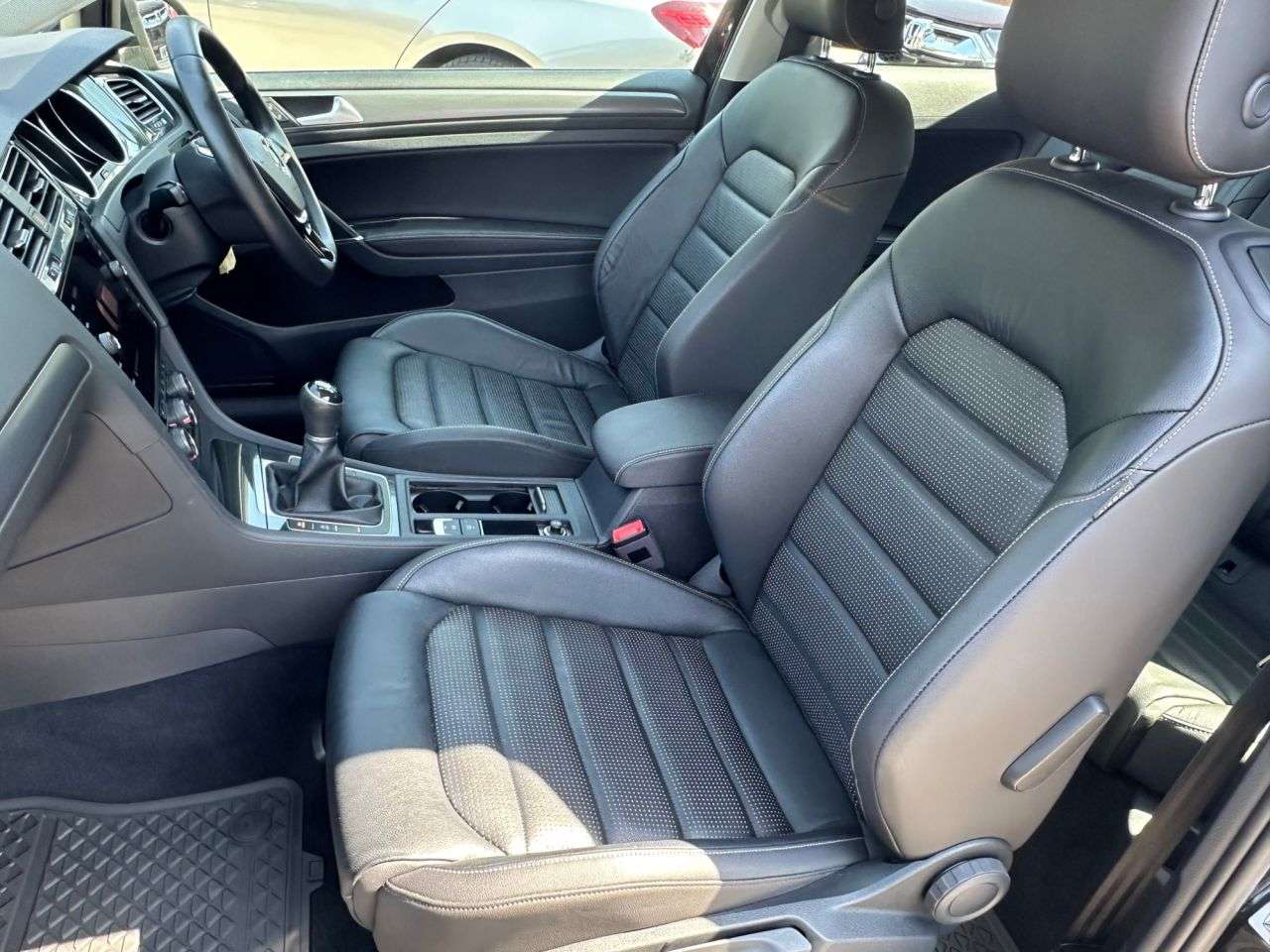 2018 VOLKSWAGEN GOLF 2018 VOLKSWAGEN GOLF