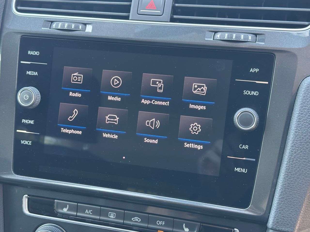 2018 VOLKSWAGEN GOLF 2018 VOLKSWAGEN GOLF