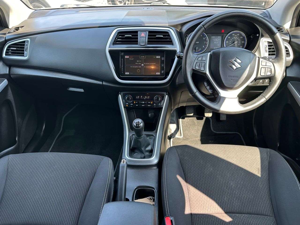 A 2019 SUZUKI SX4 S-CROSS 1.0 Boosterjet SZ-T SUV 5dr Petrol Manual Euro 6 (s/s) (111 ps) 2 OWNER FUL A 2019 SUZUKI SX4 S-CROSS 1.0 Boosterjet SZ-T SUV 5dr Petrol Manual Euro 6 (s/s) (111 ps) 2 OWNER FUL