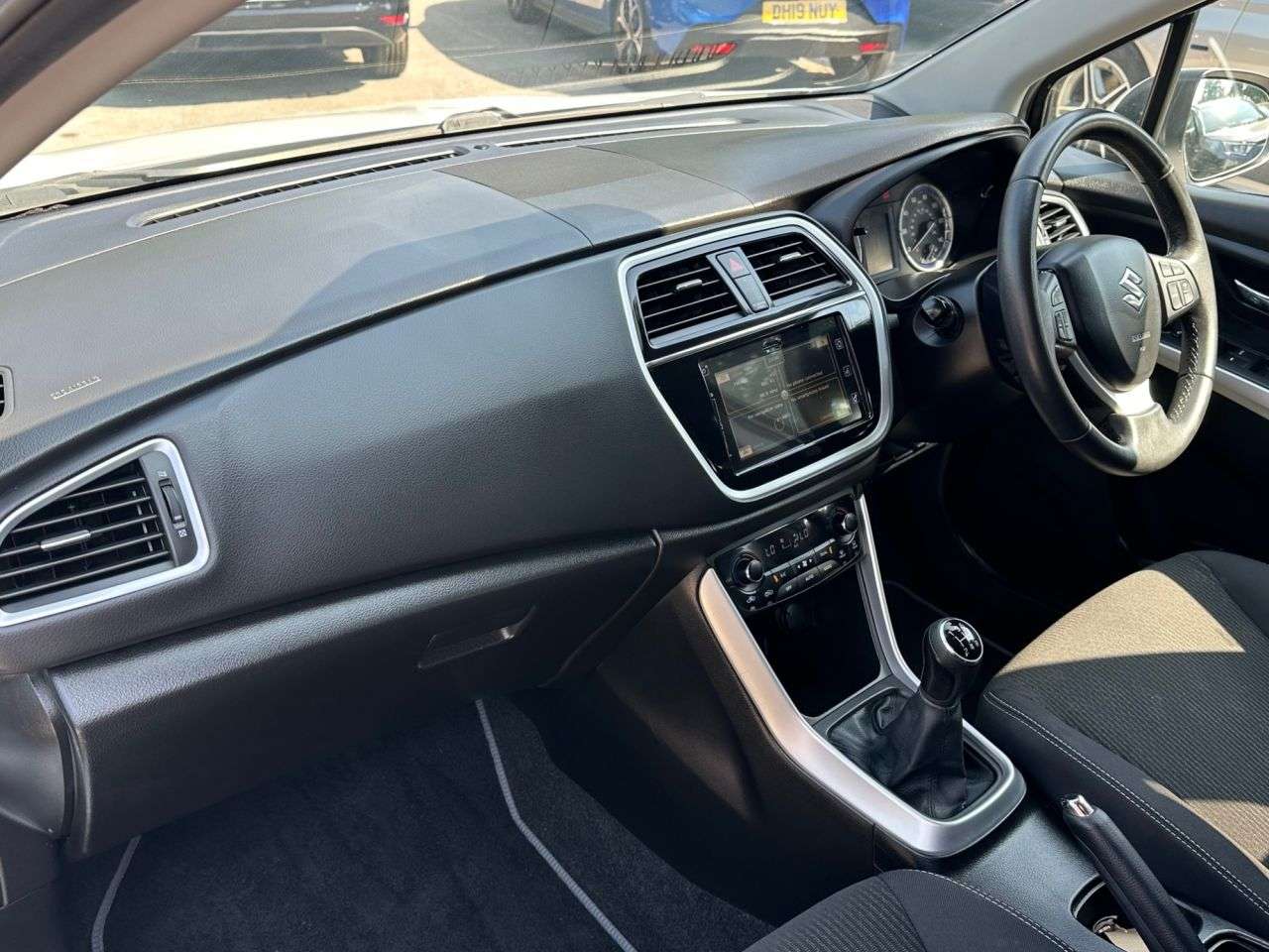 2019 SUZUKI SX4 S-CROSS 2019 SUZUKI SX4 S-CROSS