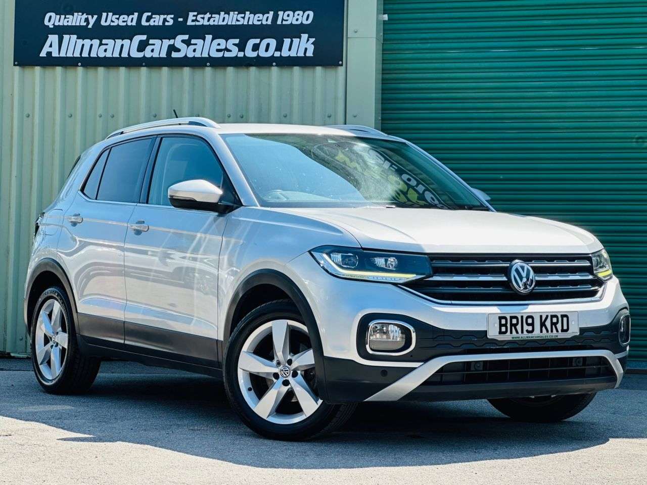 A 2019 VOLKSWAGEN T-CROSS 1.0 TSI SEL SUV 5dr Petrol Manual Euro 6 (s/s) (115 ps) A 2019 VOLKSWAGEN T-CROSS 1.0 TSI SEL SUV 5dr Petrol Manual Euro 6 (s/s) (115 ps)