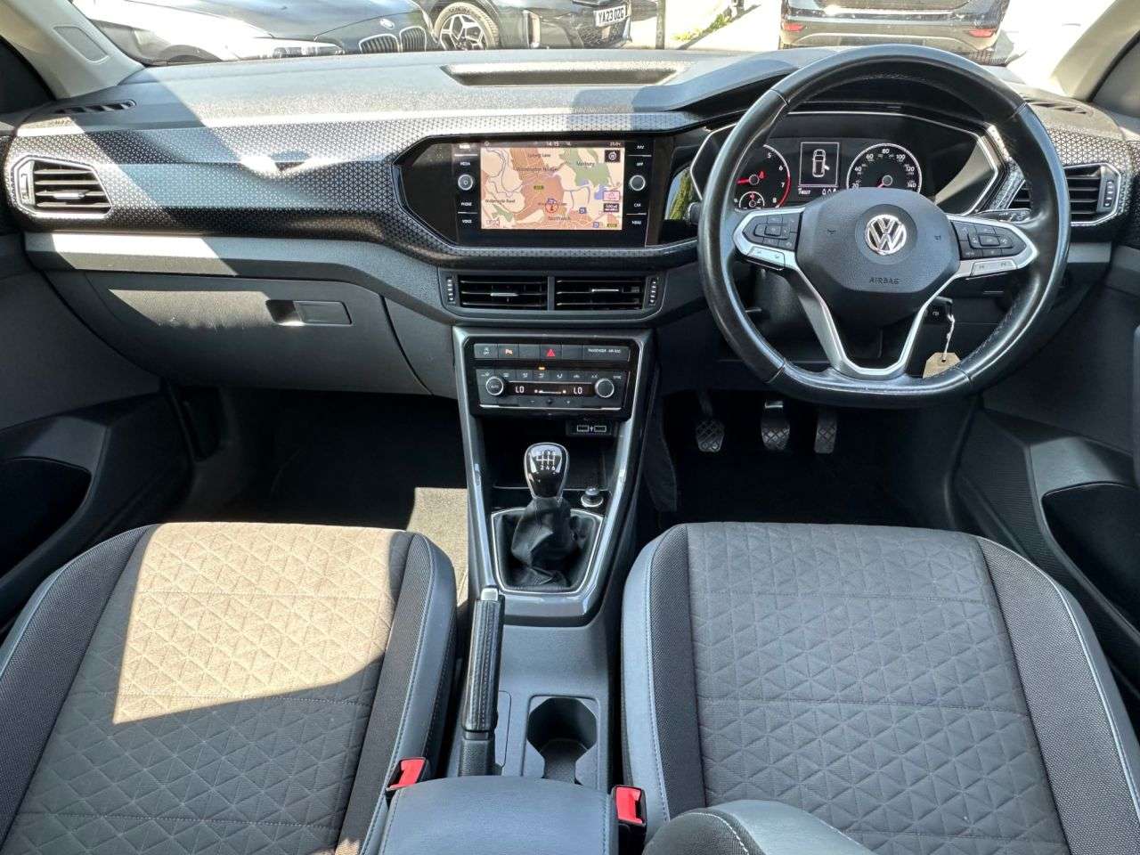 A 2019 VOLKSWAGEN T-CROSS 1.0 TSI SEL SUV 5dr Petrol Manual Euro 6 (s/s) (115 ps) A 2019 VOLKSWAGEN T-CROSS 1.0 TSI SEL SUV 5dr Petrol Manual Euro 6 (s/s) (115 ps)