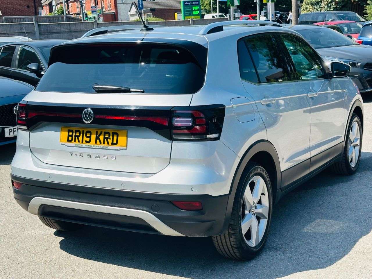 A 2019 VOLKSWAGEN T-CROSS 1.0 TSI SEL SUV 5dr Petrol Manual Euro 6 (s/s) (115 ps) A 2019 VOLKSWAGEN T-CROSS 1.0 TSI SEL SUV 5dr Petrol Manual Euro 6 (s/s) (115 ps)