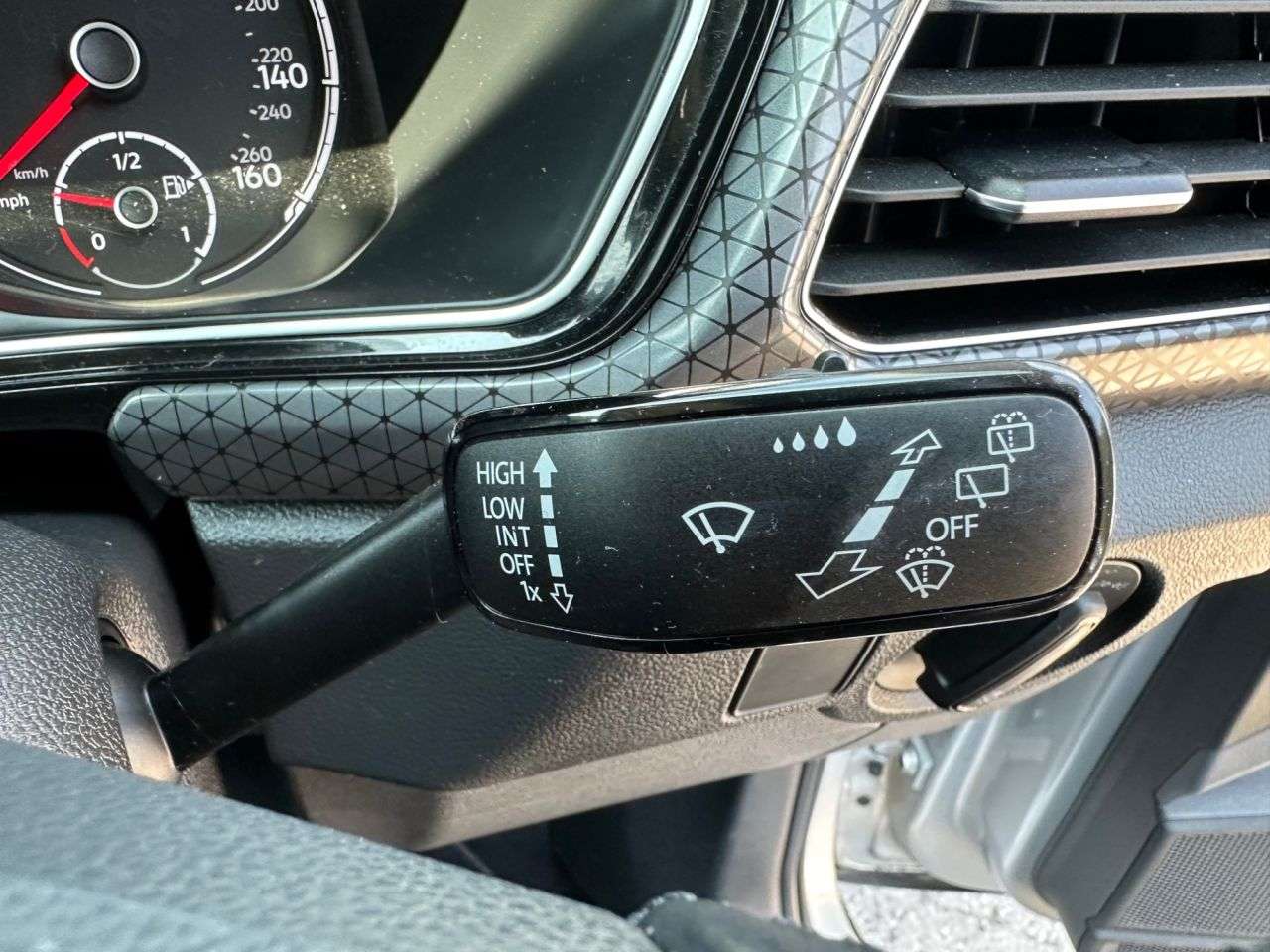 2019 VOLKSWAGEN T-CROSS 2019 VOLKSWAGEN T-CROSS