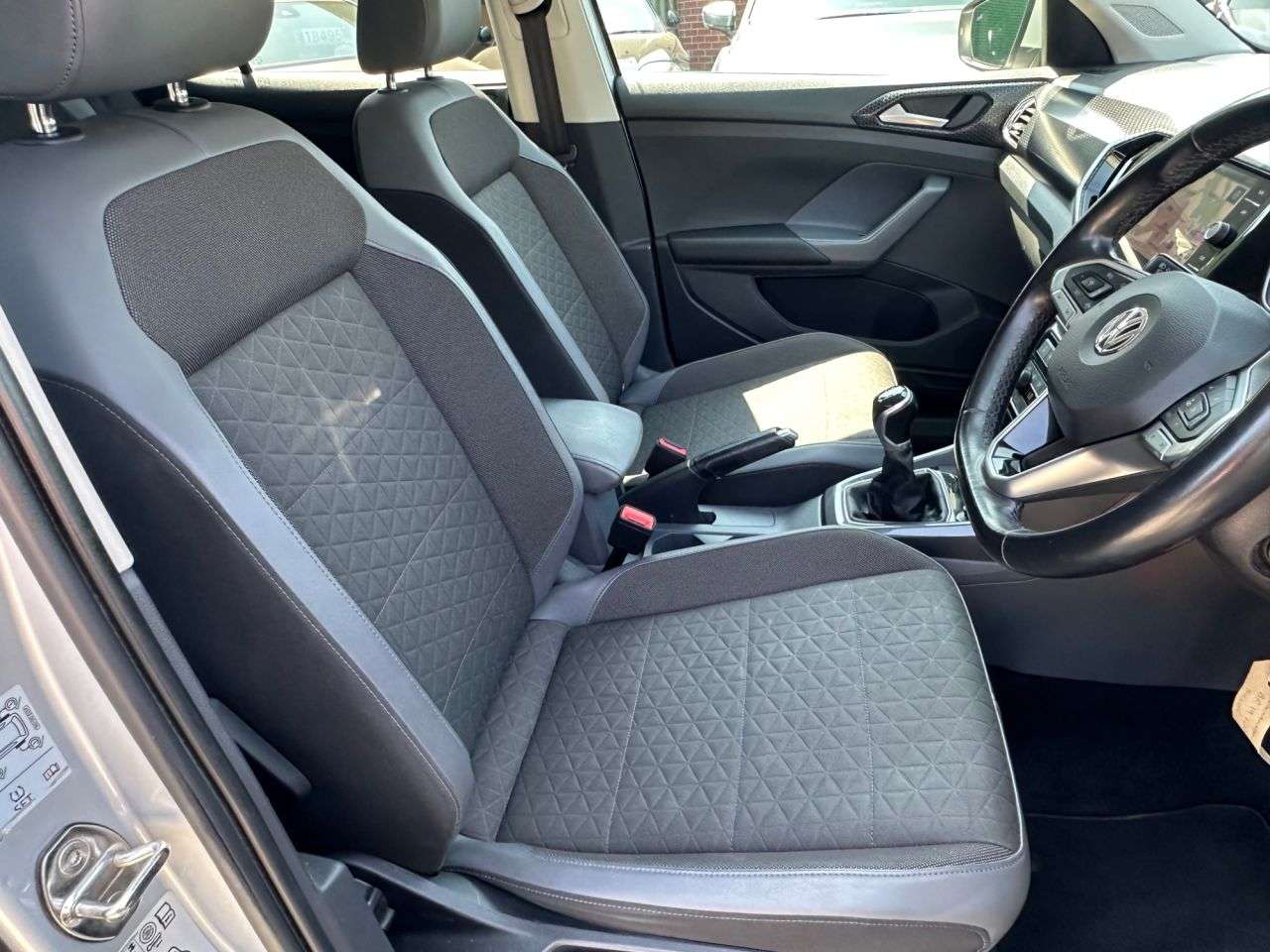2019 VOLKSWAGEN T-CROSS 2019 VOLKSWAGEN T-CROSS