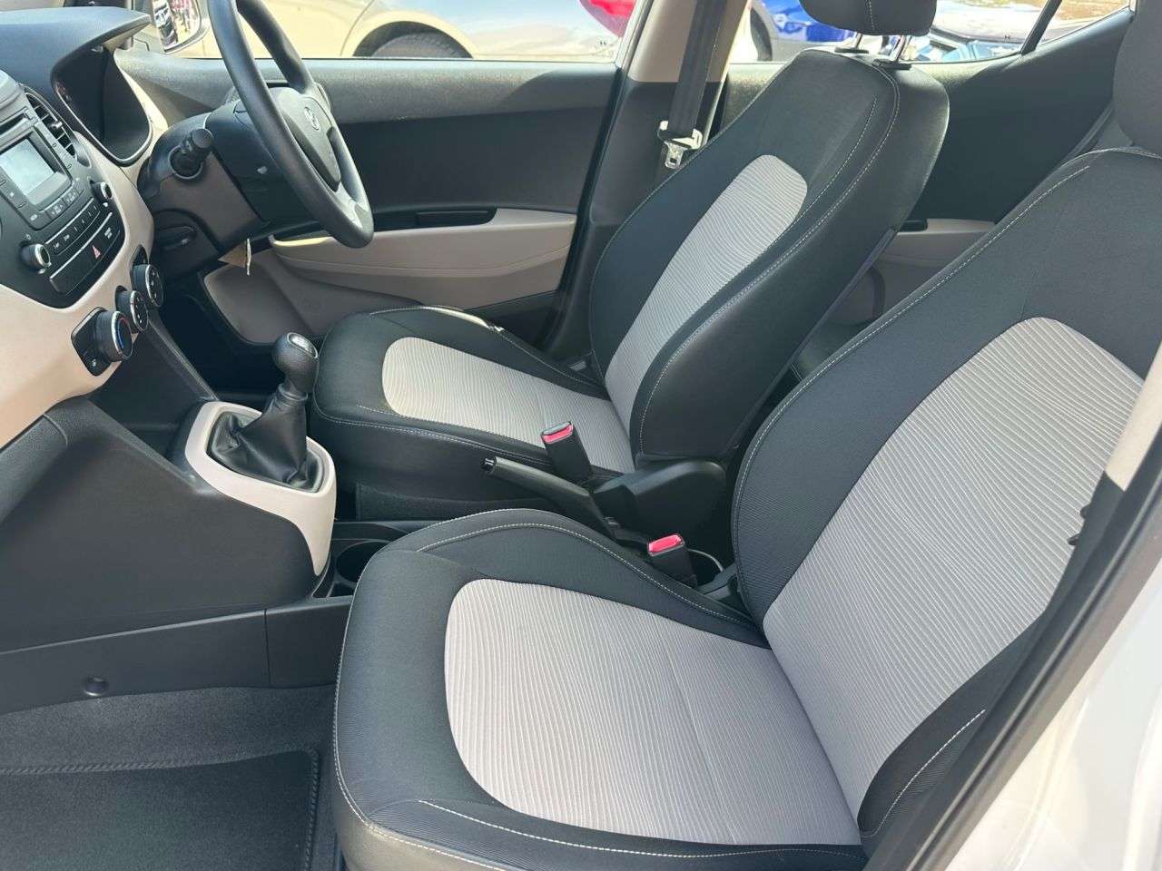 2015 HYUNDAI I10 2015 HYUNDAI I10
