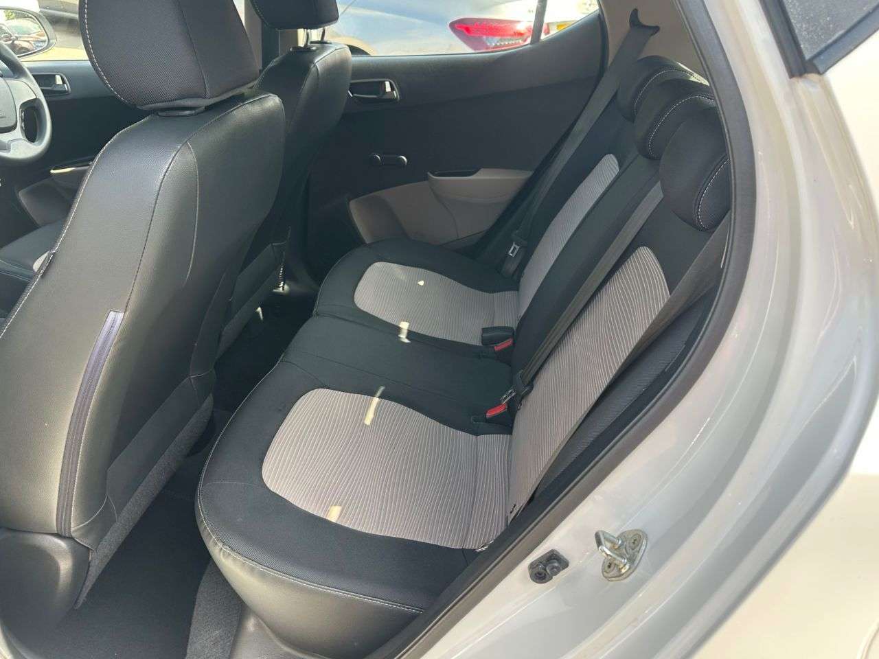 2015 HYUNDAI I10 2015 HYUNDAI I10
