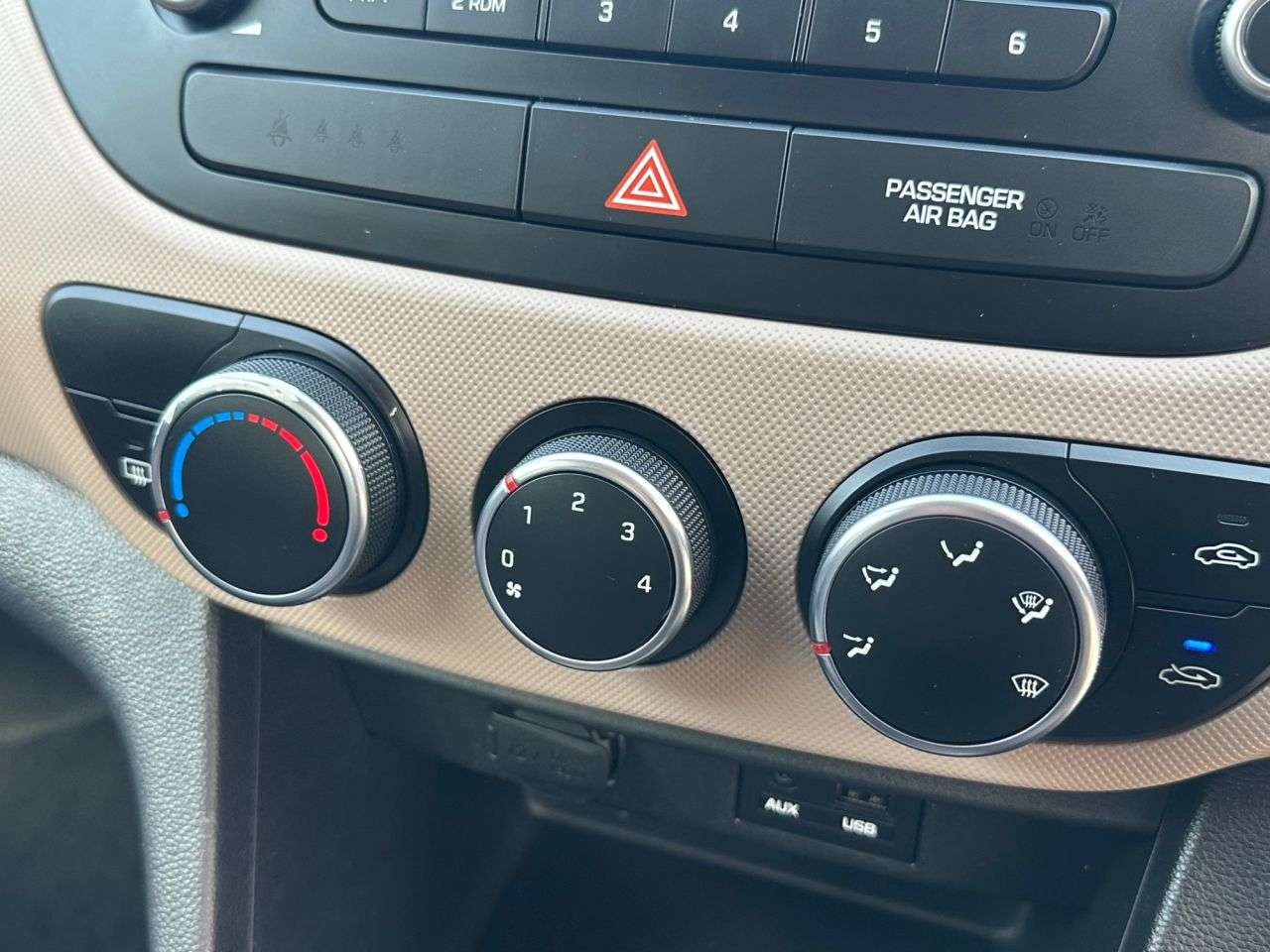 2015 HYUNDAI I10 2015 HYUNDAI I10