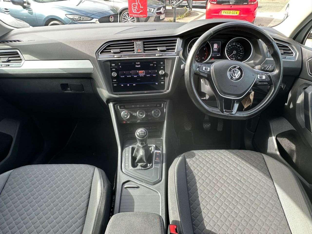 A 2018 VOLKSWAGEN TIGUAN 1.4 TSI SE Navigation SUV 5dr Petrol Manual Euro 6 (s/s) (125 ps) A 2018 VOLKSWAGEN TIGUAN 1.4 TSI SE Navigation SUV 5dr Petrol Manual Euro 6 (s/s) (125 ps)