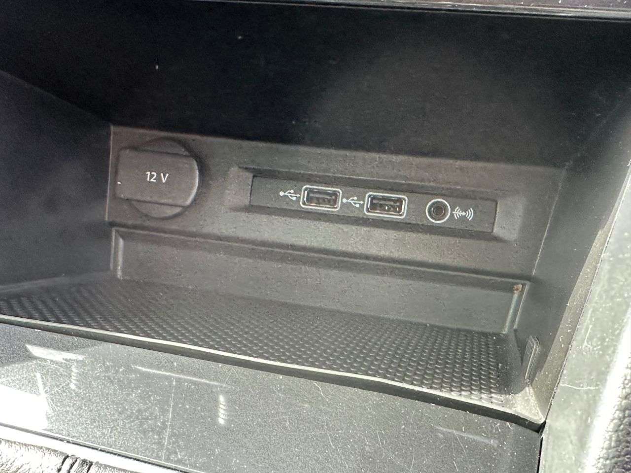 2018 VOLKSWAGEN TIGUAN 2018 VOLKSWAGEN TIGUAN