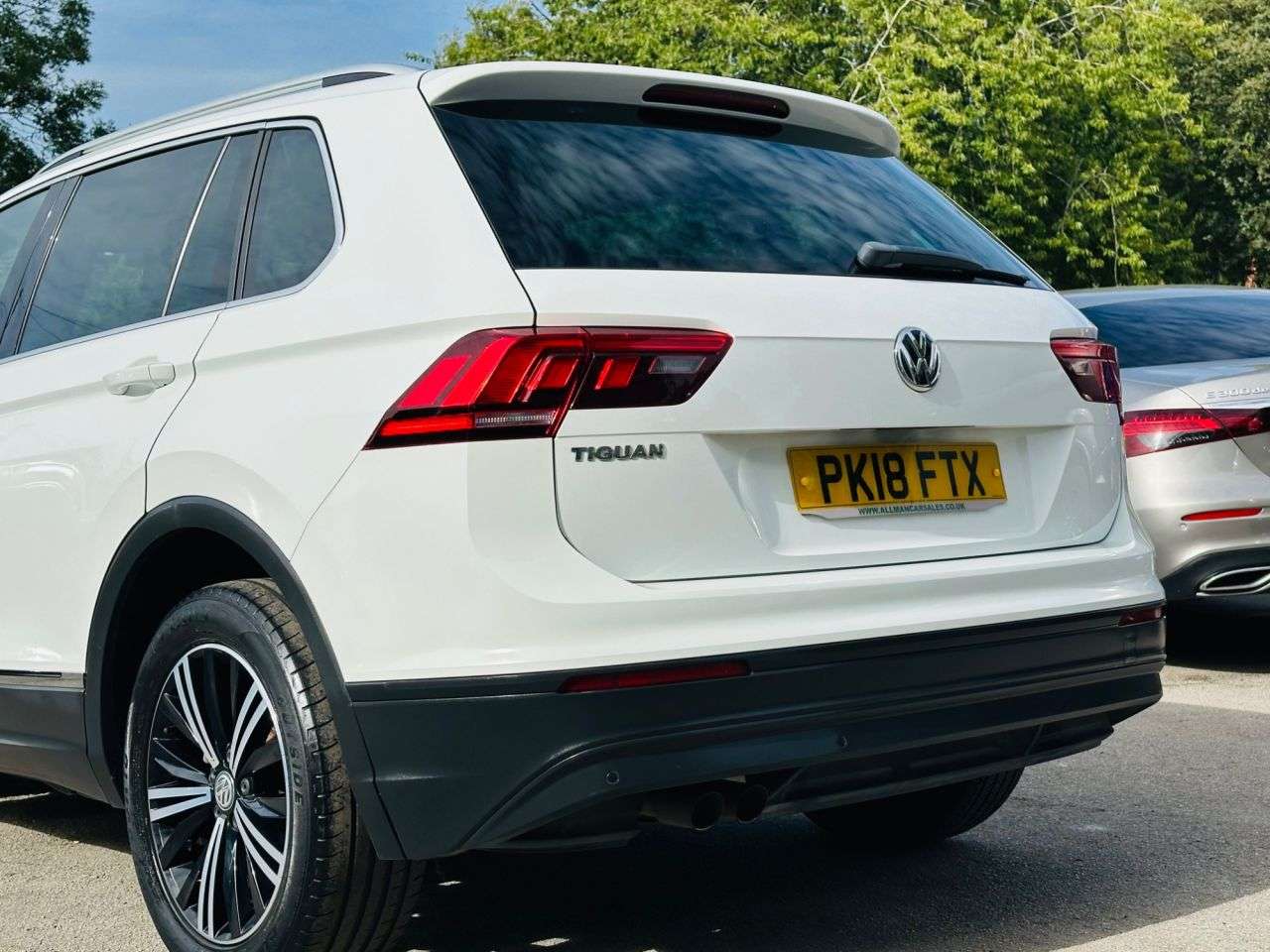 2018 VOLKSWAGEN TIGUAN 2018 VOLKSWAGEN TIGUAN