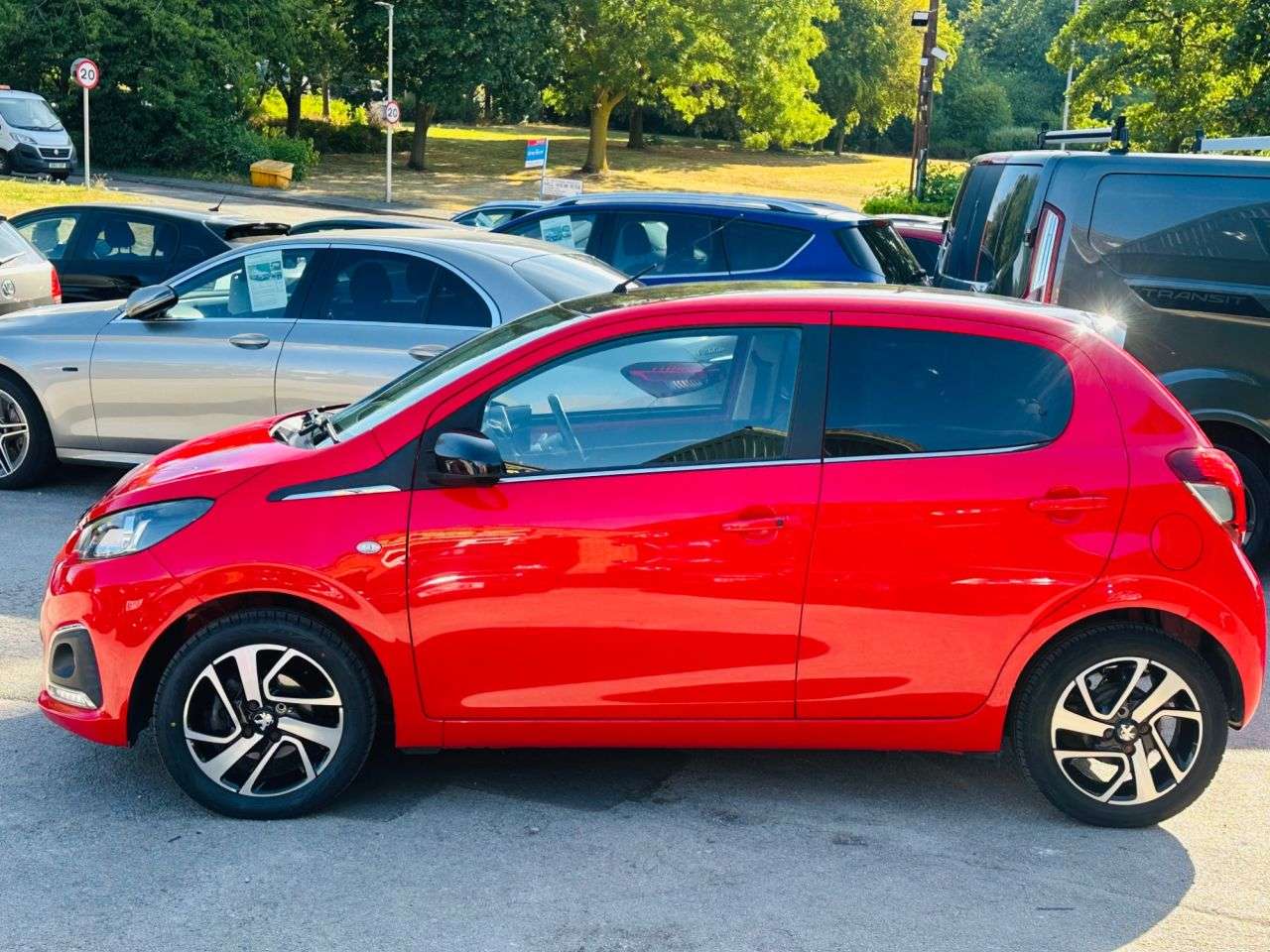 2018 PEUGEOT 108 2018 PEUGEOT 108