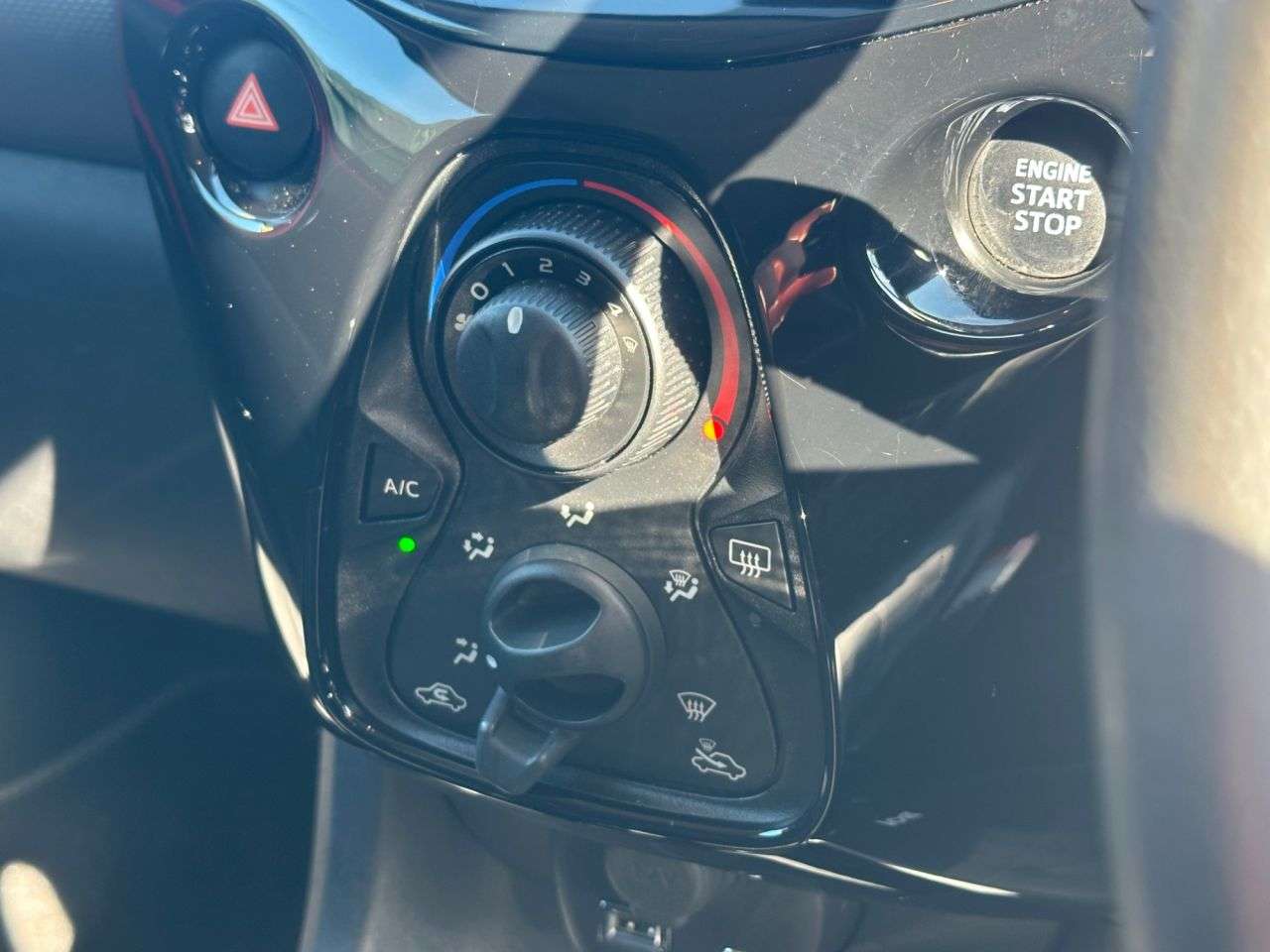 2018 PEUGEOT 108 2018 PEUGEOT 108